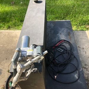 Auxiliary 100 gal. Fuel tank with gpi 15 gpm pump